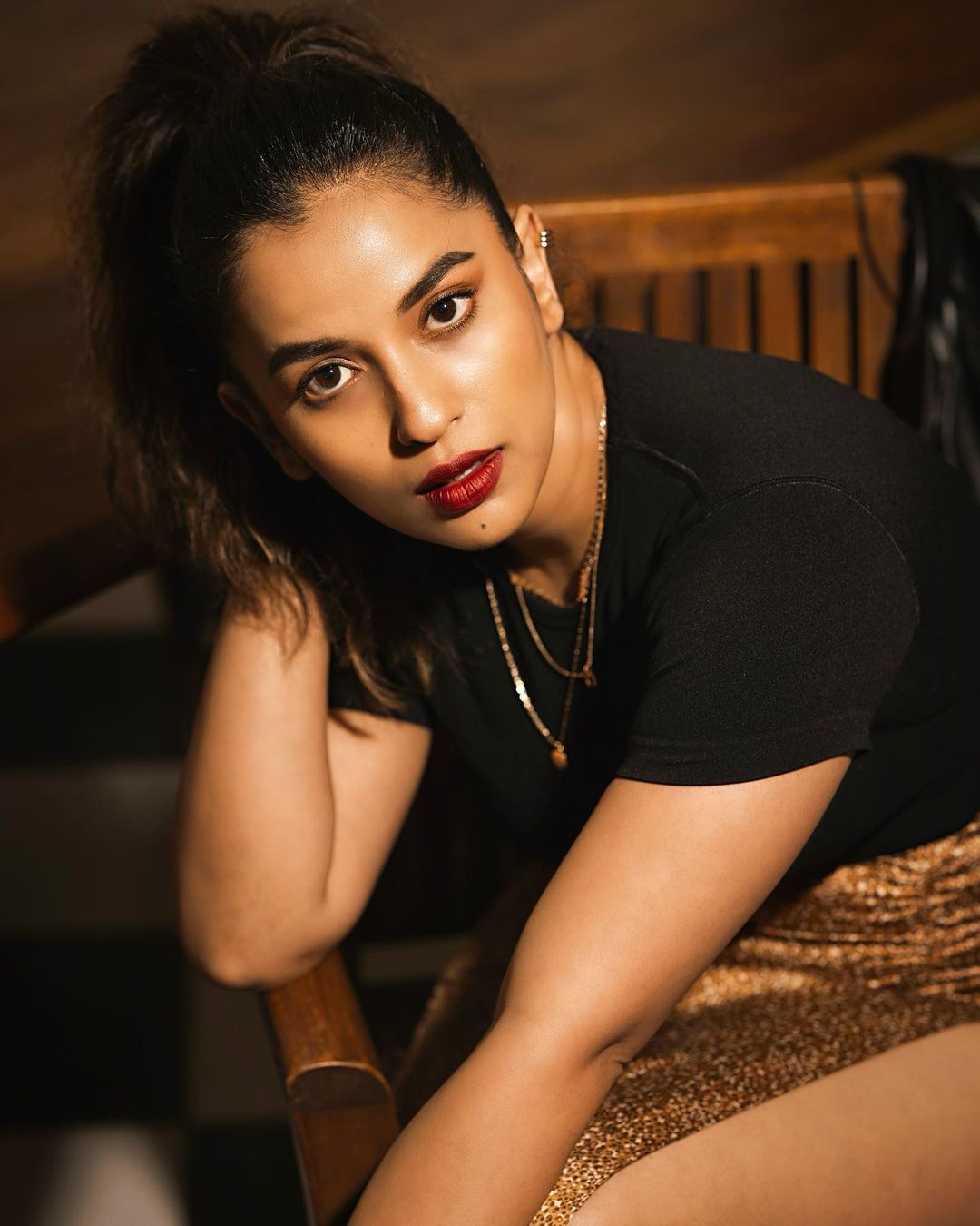 Komalee Prasad Sizzling Photoshoot in Black Outfit