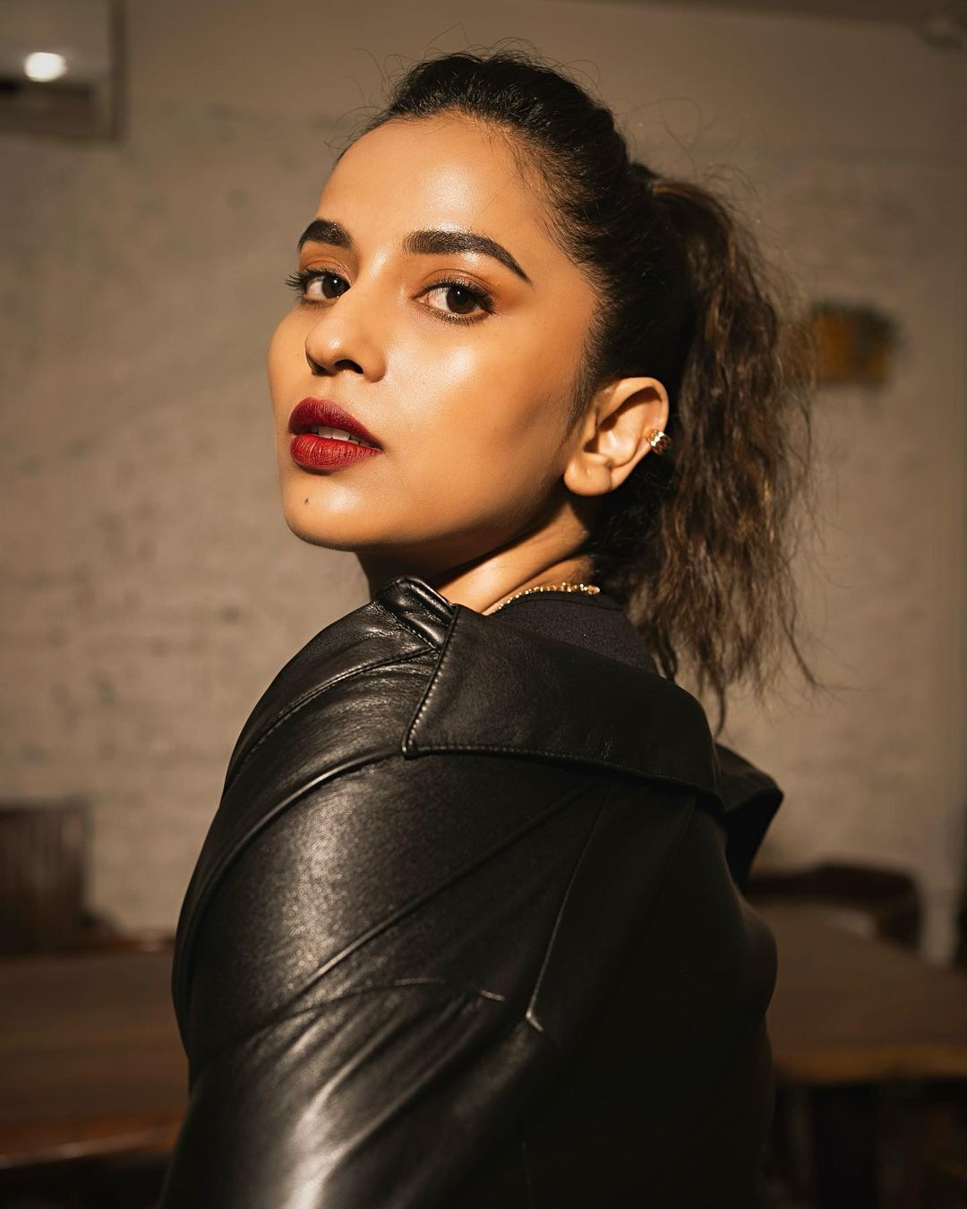 Komalee Prasad Sizzling Photoshoot in Black Outfit
