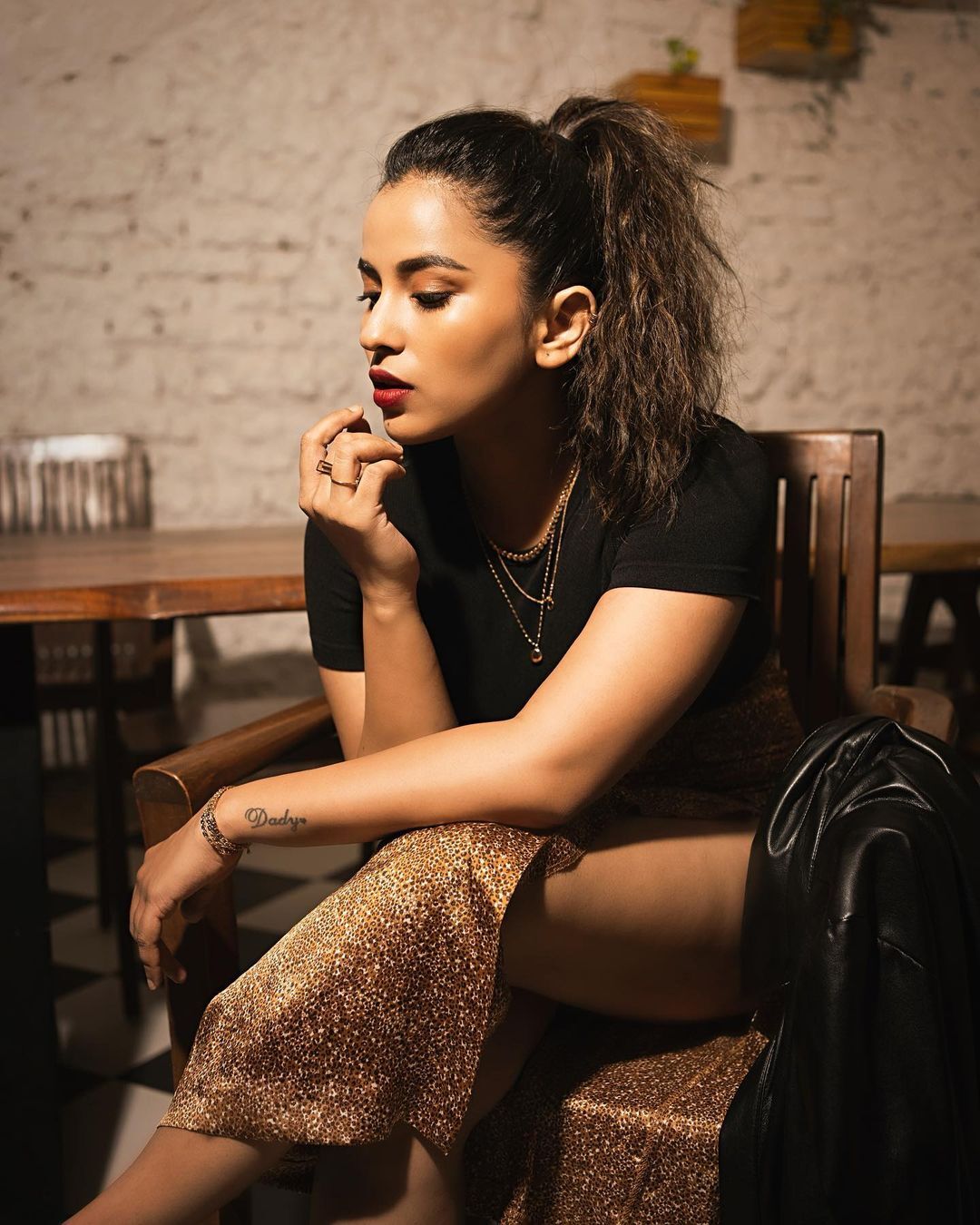 Komalee Prasad Sizzling Photoshoot in Black Outfit