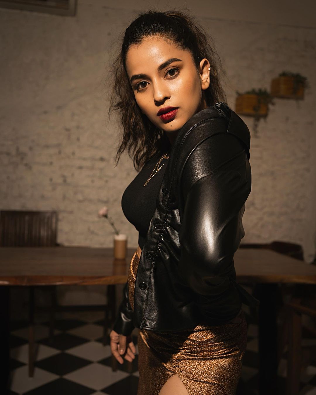 Komalee Prasad Sizzling Photoshoot in Black Outfit