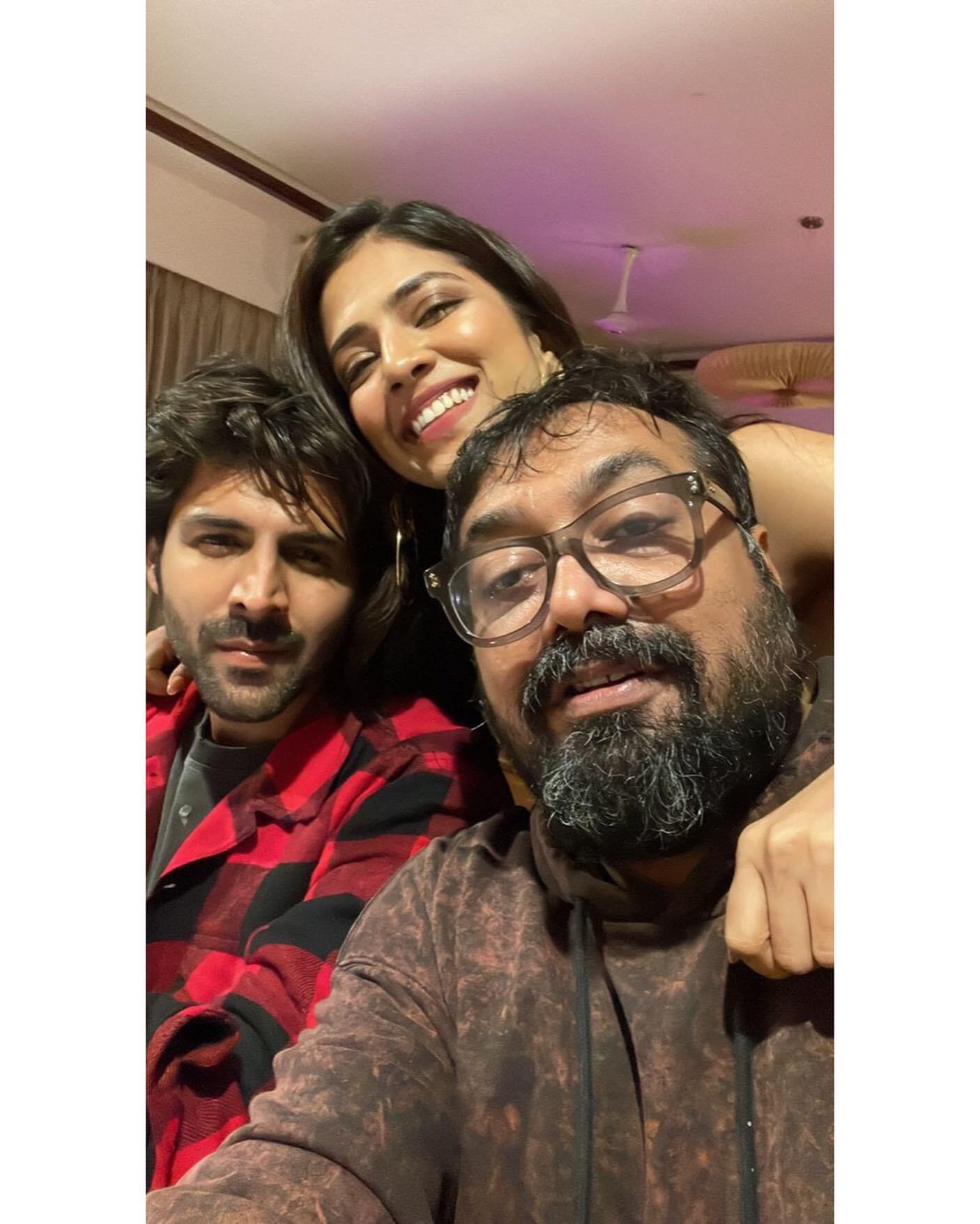 Malavika Mohanan Birthday Bash Photos - Filmibeat