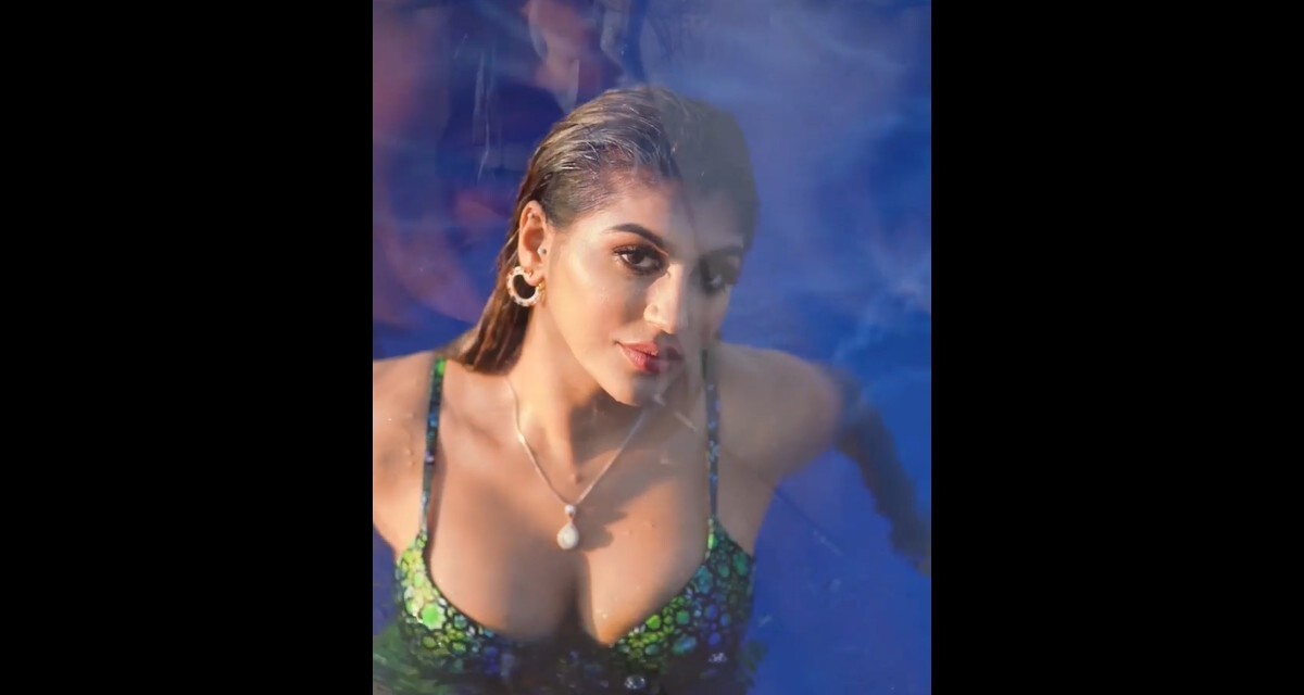 Yashika Anand Swim Suit Photo Goes Viral On Internet