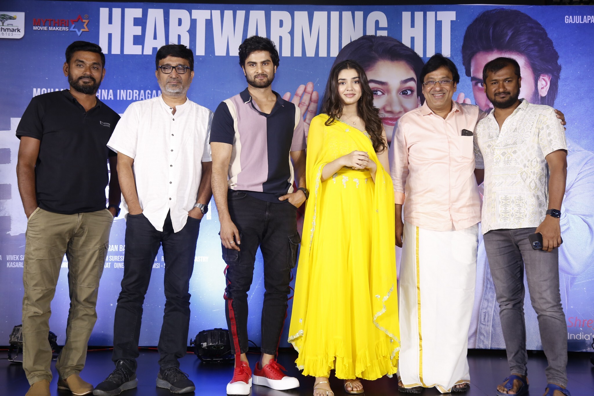 Aa Ammayi Gurinchi Meeku Cheppali Movie Thanks Meet