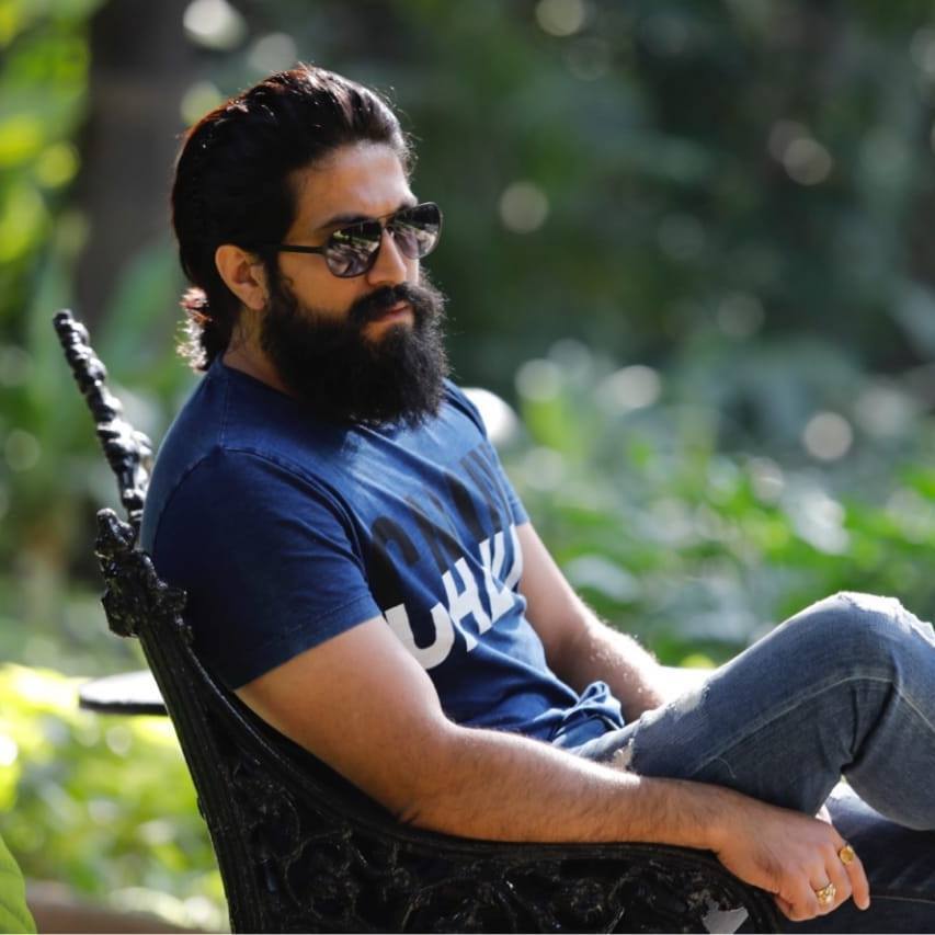 KGF Actor Yash Trending And Viral  Photo shoot