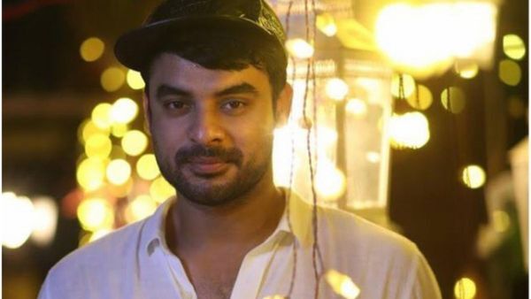 കഥാപാത്രത്തിനായി എന്തും!, മലയാള സിനിമയിൽ നഗ്നരായും അർദ്ധ നഗ്നരായും അഭിനയിച്ച താരങ്ങൾ ഇവരാണ് 