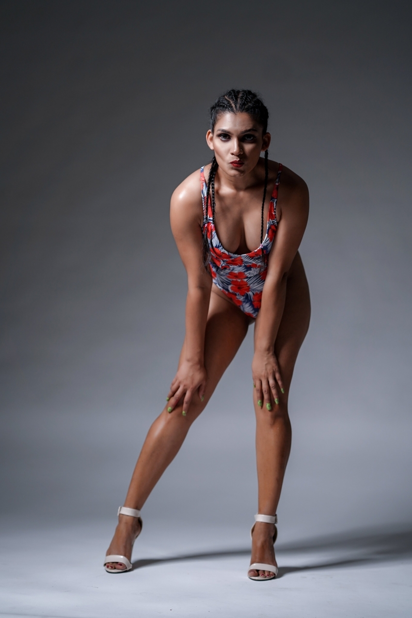 ಮಲಯಾಳಂ ಬೆಡಗಿ ರೆಶ್ಮಿ ಆರ್ ನಾಯರ್ ಮಾದಕ ಫೋಟೊಗಳು