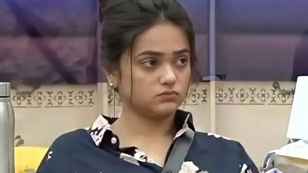 Bigg Boss Star Sri Satya's Cute Expressions