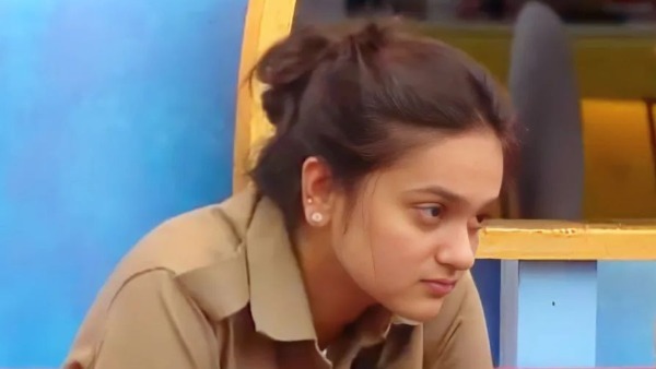 Bigg Boss Star Sri Satya's Cute Expressions