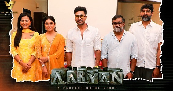 இந்த சைடு வாணி.. அந்த சைடு ஷ்ரத்தா ஸ்ரீநாத்.. வாழுறாருய்யா விஷ்ணு விஷால்.. ஆர்யான் பூஜை ஸ்டில்ஸ்!