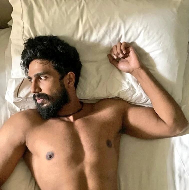 இந்த சைடு வாணி.. அந்த சைடு ஷ்ரத்தா ஸ்ரீநாத்.. வாழுறாருய்யா விஷ்ணு விஷால்.. ஆர்யான் பூஜை ஸ்டில்ஸ்!