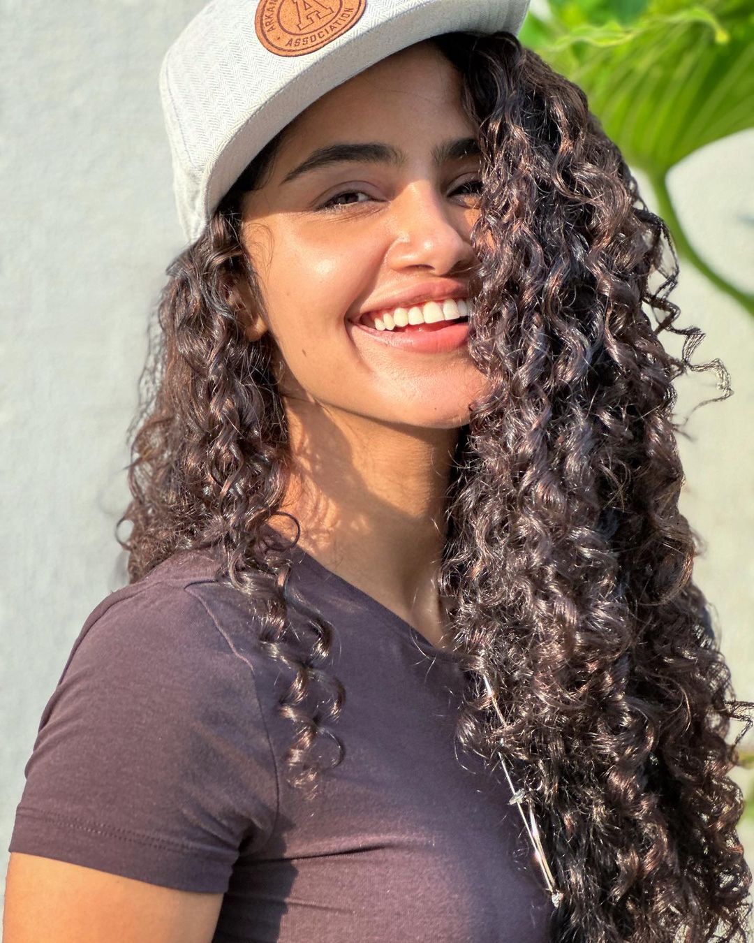 Anupama Parameswaran: కొంటె చూపులతో రెచ్చగొడుతోన్న అనుపమ.. లేటెస్ట్ పిక్స్‌లో క్యూట్‌గా!