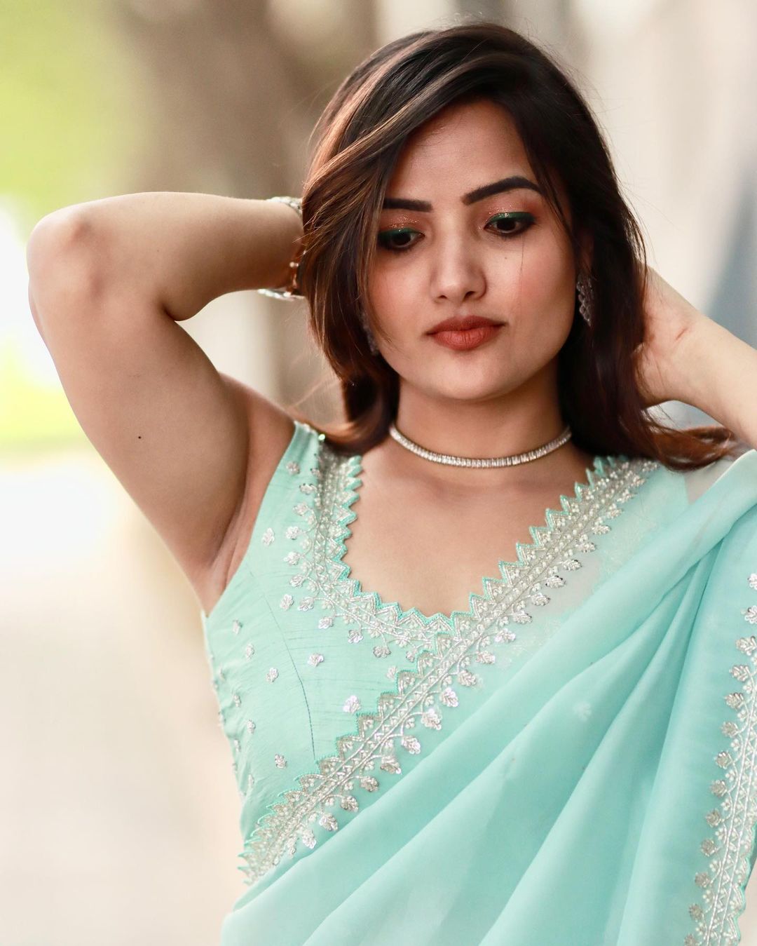 Siri Hanumanth: అందానికే నిర్వచనం.. సిరి హనుమంత్ చీరకట్టు సోయగం