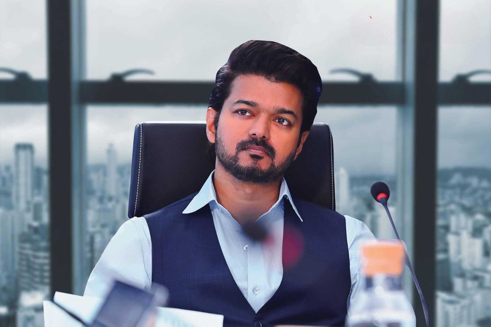ஹேண்ட்ஸம் CEO.. செம ஸ்மார்ட்டா இருக்கும் விஜய்.. வாரிசு படத்தின் பிரத்யேக பிக்ஸ் இதோ!