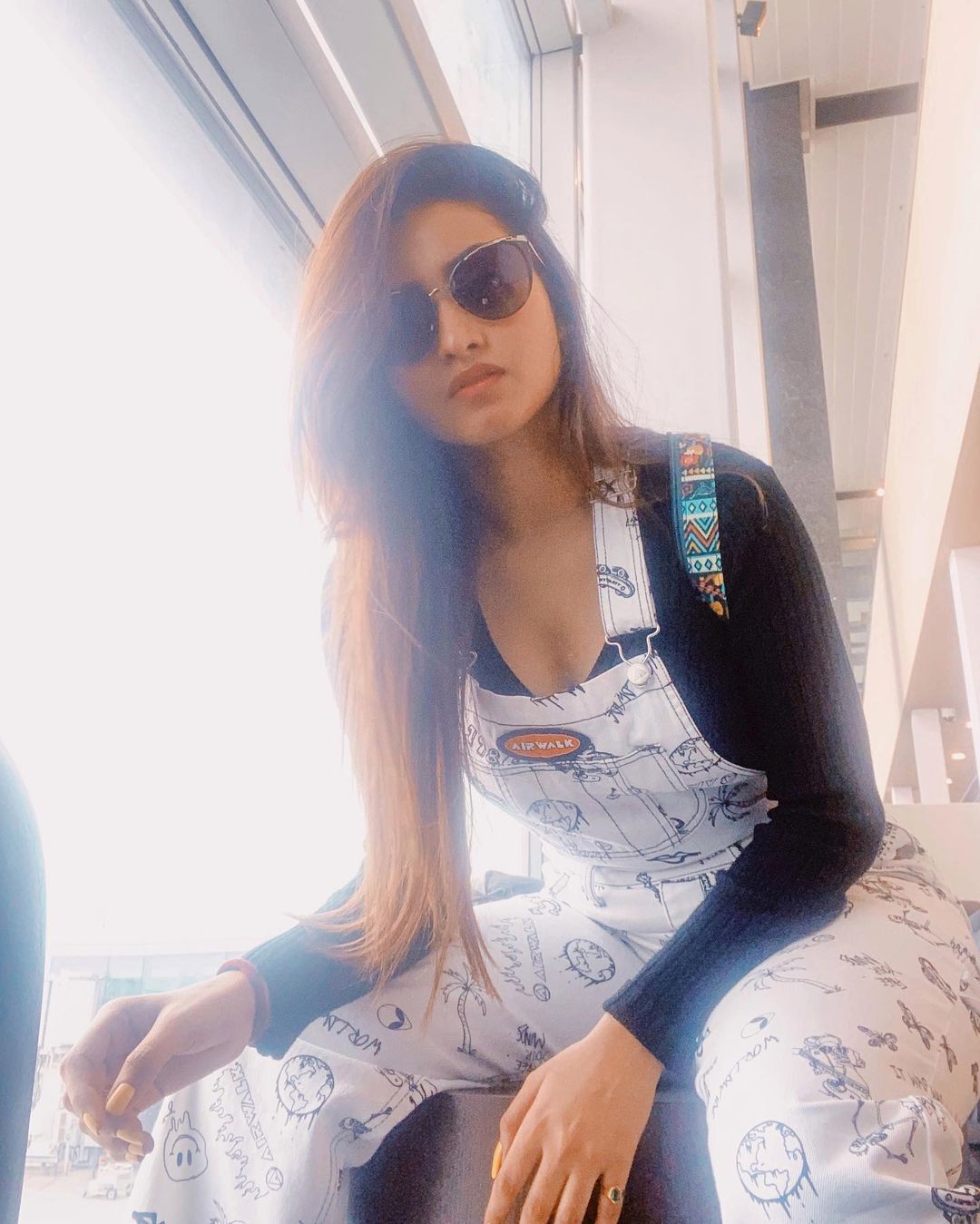 Deepika Pilli: బికినీలో క్యూట్ బ్యూటి దీపిక పిల్లి.. క్లీవేజ్ పిక్స్ తో హాట్ షో