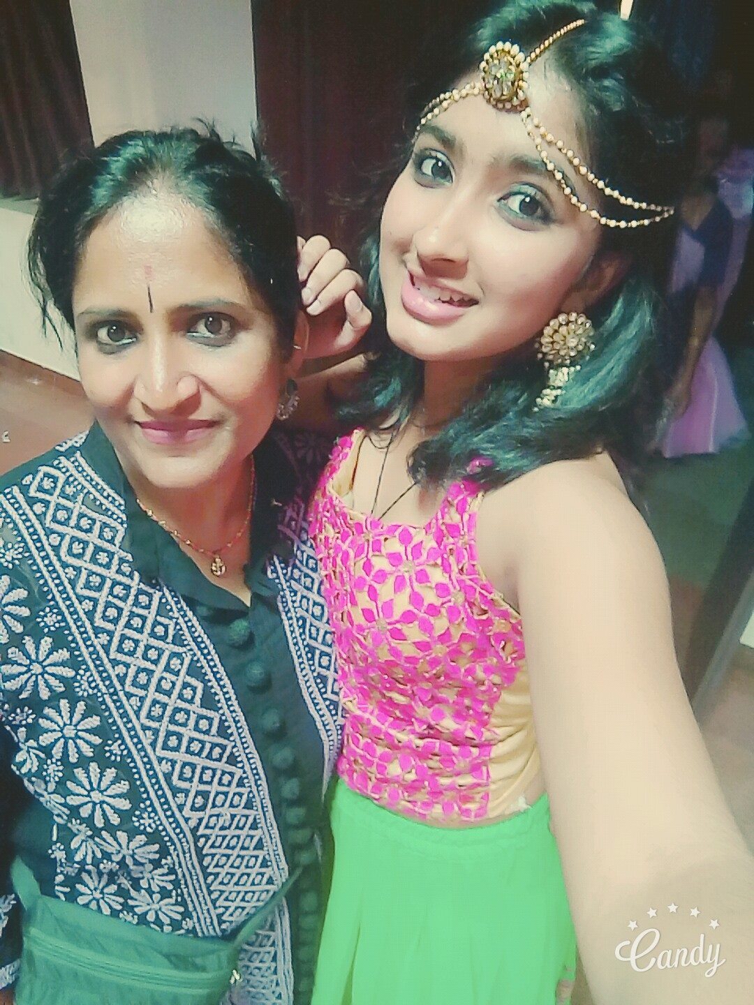 Did You Know? Bigg Boss Kannada 9 Fame Sanya Iyer Parents Got Separated When She Was 2