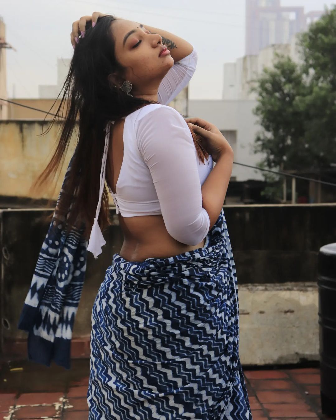 PHOTOS: ஆத்தாடி.. ஹார்ட் பீட்டை எகிற வைக்கும் இன்ஸ்டா மாடல்.. சூர்ய  பிரபாவின் நச் க்ளிக்ஸ்! | Insta Model Suriya Prabha Latest Hot Photos -  Filmibeat Tamil