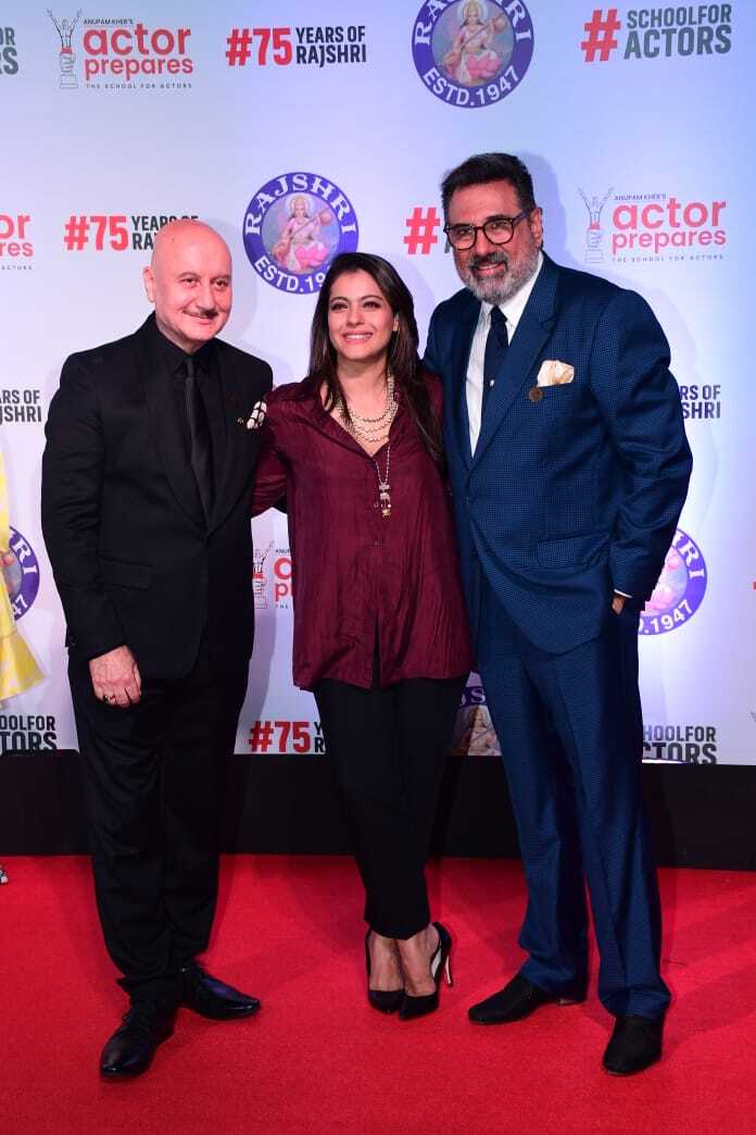 Salman Khan, Parineeti Chopra, Anupam Kher and other celebs at special screening of Uunchai