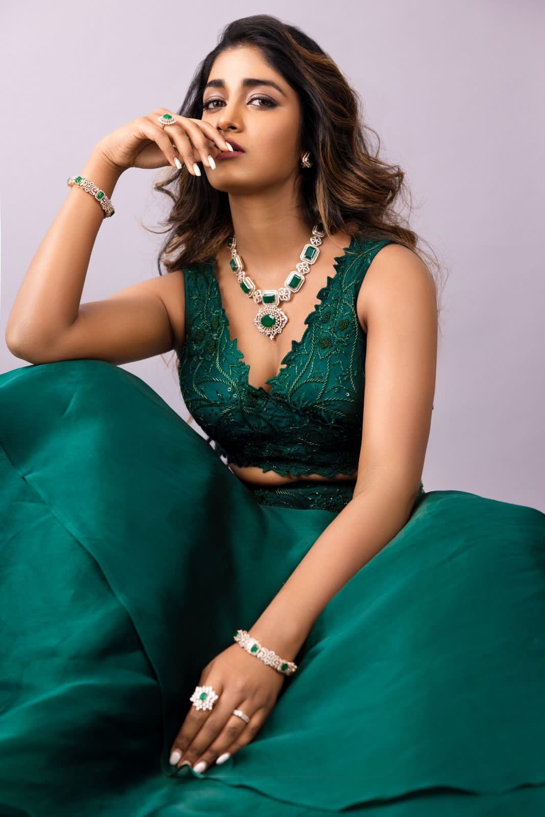 Dimple Hayathi: ఒంపుసొంపులను చూపిస్తూ డింపుల్ రచ్చ.. కిర్రాక్ ఫోజులతో హాట్ ట్రీట్