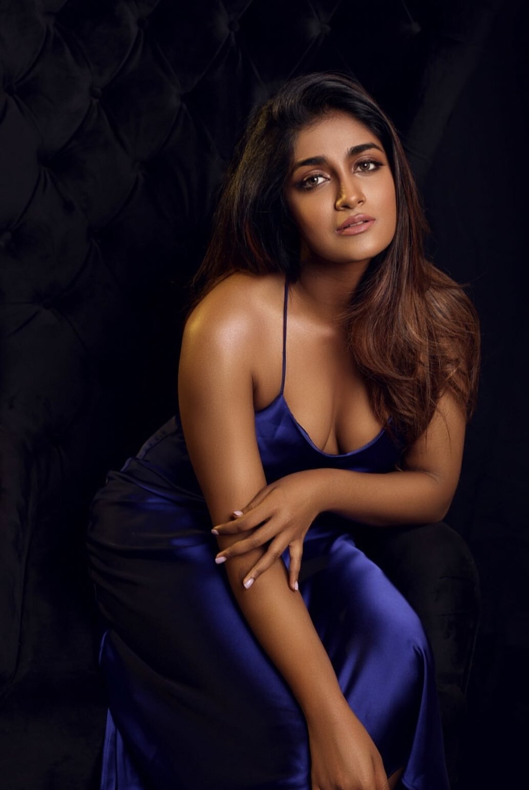 Dimple Hayathi: ఒంపుసొంపులను చూపిస్తూ డింపుల్ రచ్చ.. కిర్రాక్ ఫోజులతో హాట్ ట్రీట్