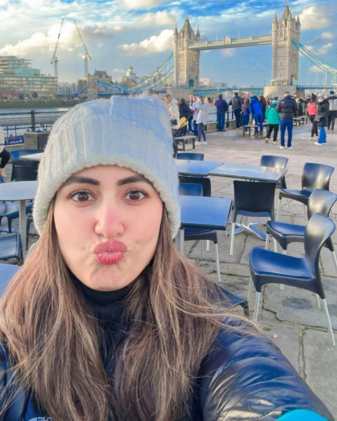 Hina Khan Is Exploring London With Beau Rocky Jaiswal & Her Photos Will Give You Major Travel Goals