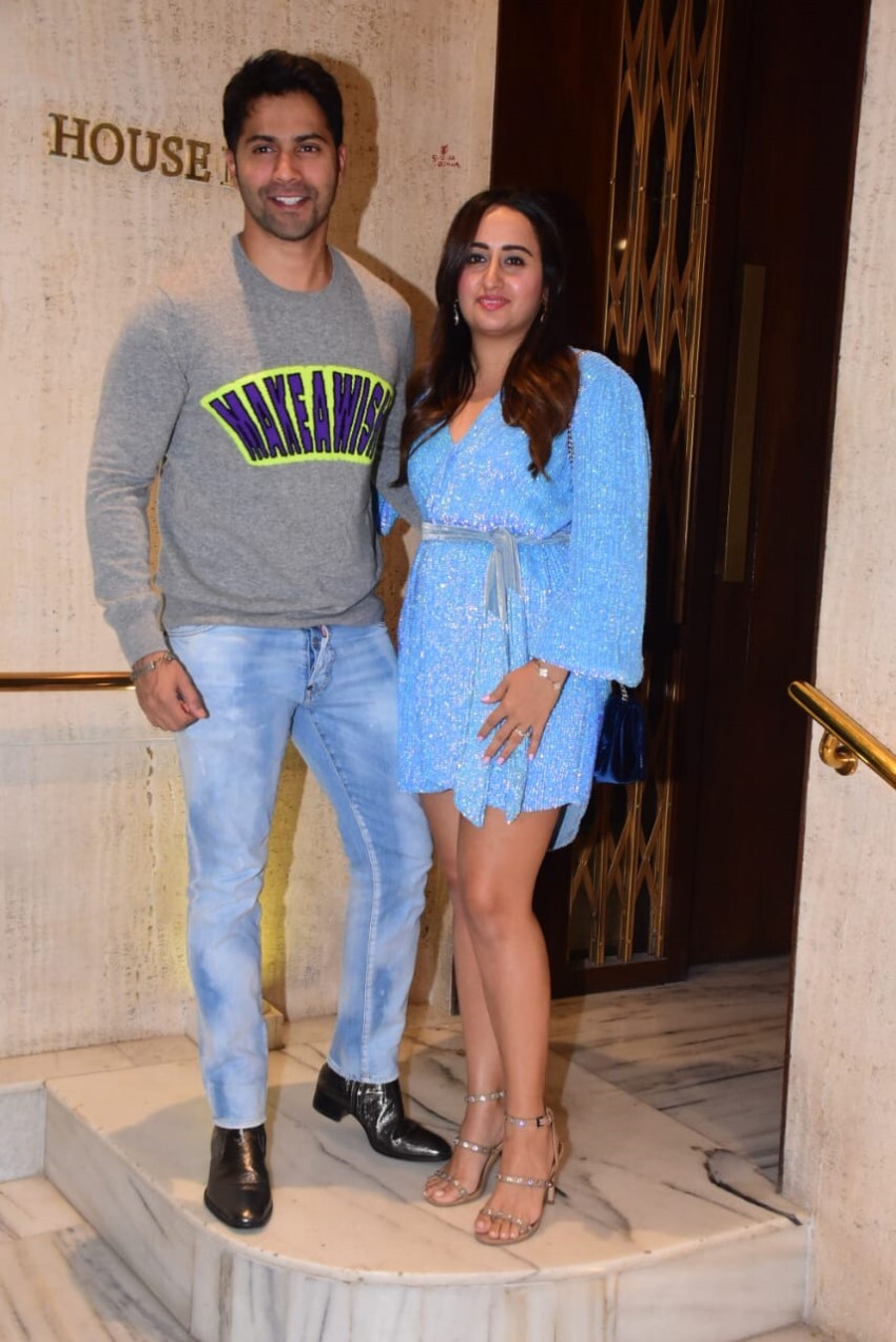 Janhvi Kapoor, Kriti Sanon, Gauri Khan and others attend Manish Malhotra's Birthday Bash