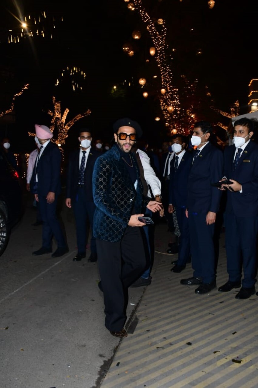 Salman Khan, Ranveer Singh, Janhvi Kapoor and other celebs at Anant Ambani and Radhika Merchant's engagement bash