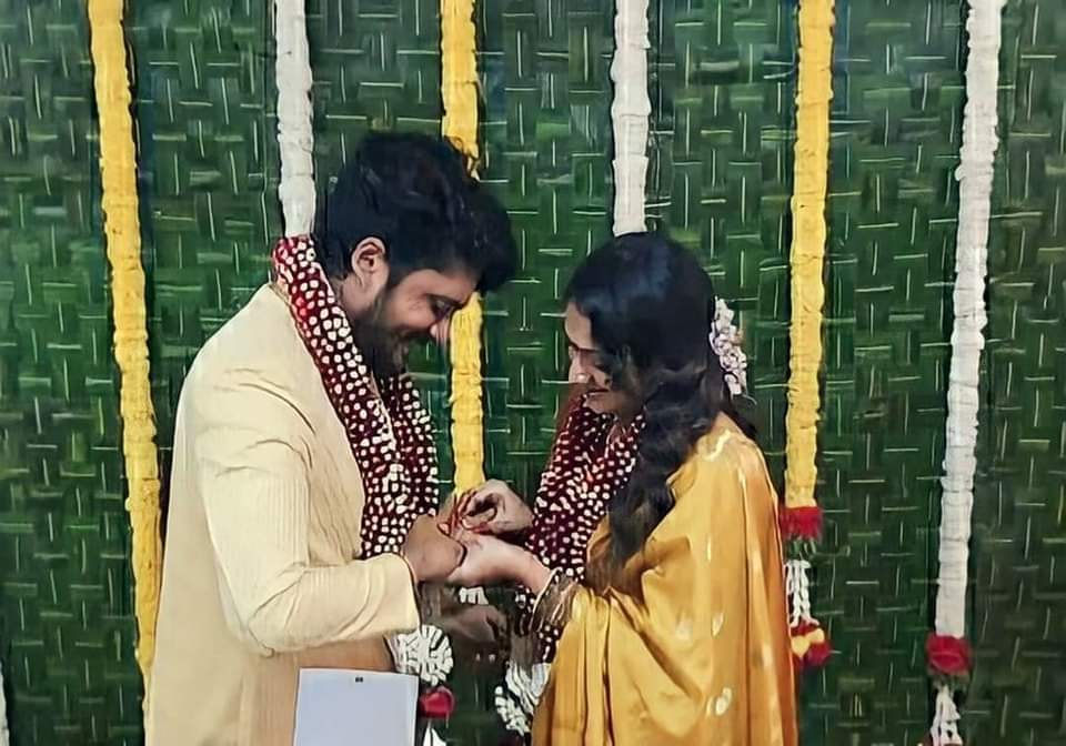 Vasishtha Simha-Haripriya Engagement Photos Leaked