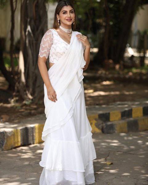 23 ವರ್ಷದ ತಮಿಳು ನಟಿ ಯಶಿಕಾ ಆನಂದ್ ಹಾಟ್ ಫೋಟೊಸ್