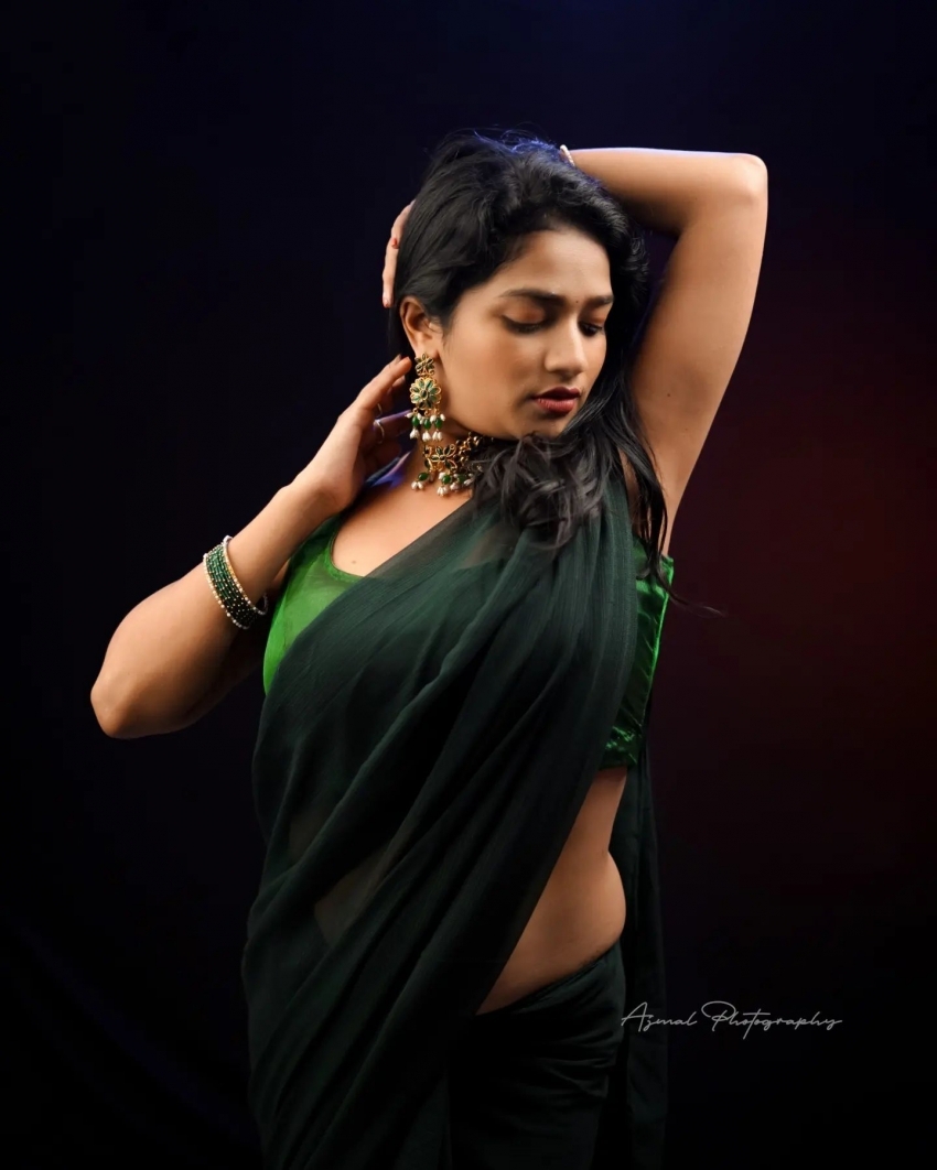 ಸೀರೆಯಲ್ಲಿ ಲಾವಣ್ಯ ಮನಿಕಂ ಒನಪು ವೈಯ್ಯಾರ 