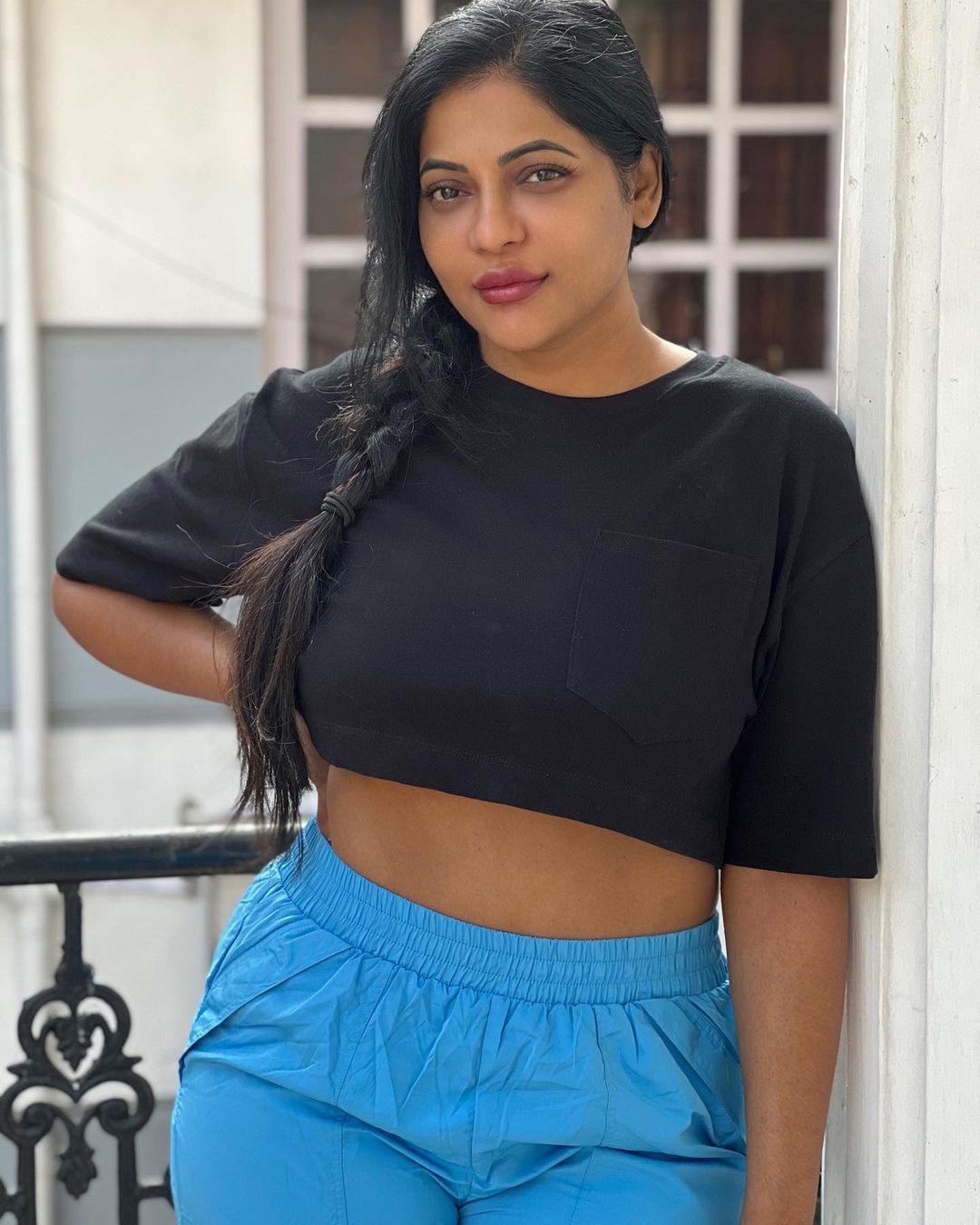 PHOTOS: ஆத்தாடி.. அந்தரங்கம் அன்லிமிடட் ரேஷ்மாவா இது.. செம ஹாட் பிக்ஸ்!