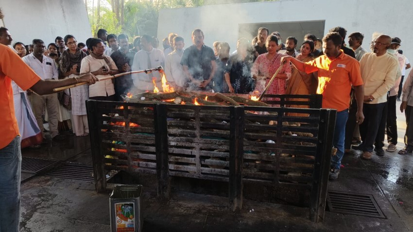 Celebs Pay Final Respect to Senior Actress Jamuna