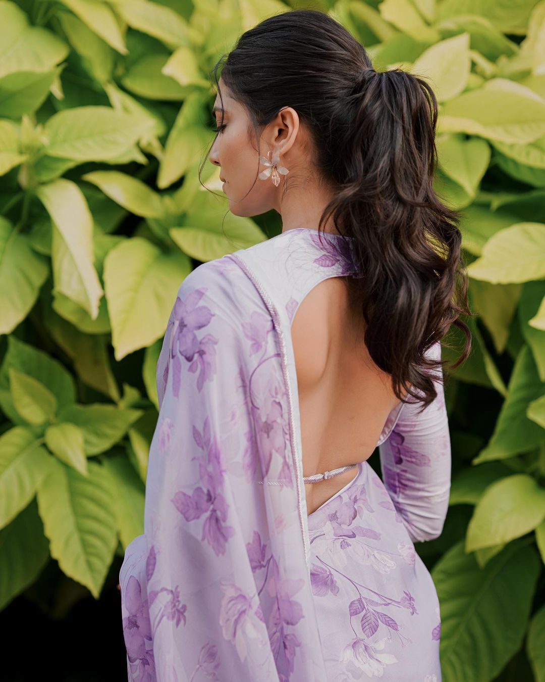 Malavika Mohanan: చీరలోనూ మాళవిక మోహనన్ అందాల ఆరబోత.. హాట్ లుక్స్ తో బ్యూటీ! 