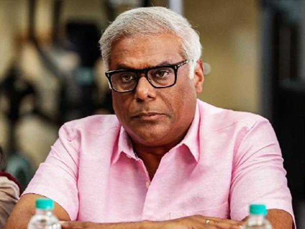 നരേന്ദ്ര ഷെട്ടി മുതൽ ബോബി വരെ... കാണികളെ ഞെട്ടിച്ച അന്യഭാഷ വില്ലന്മാർ ആരൊക്കെയെന്ന് നോക്കാം