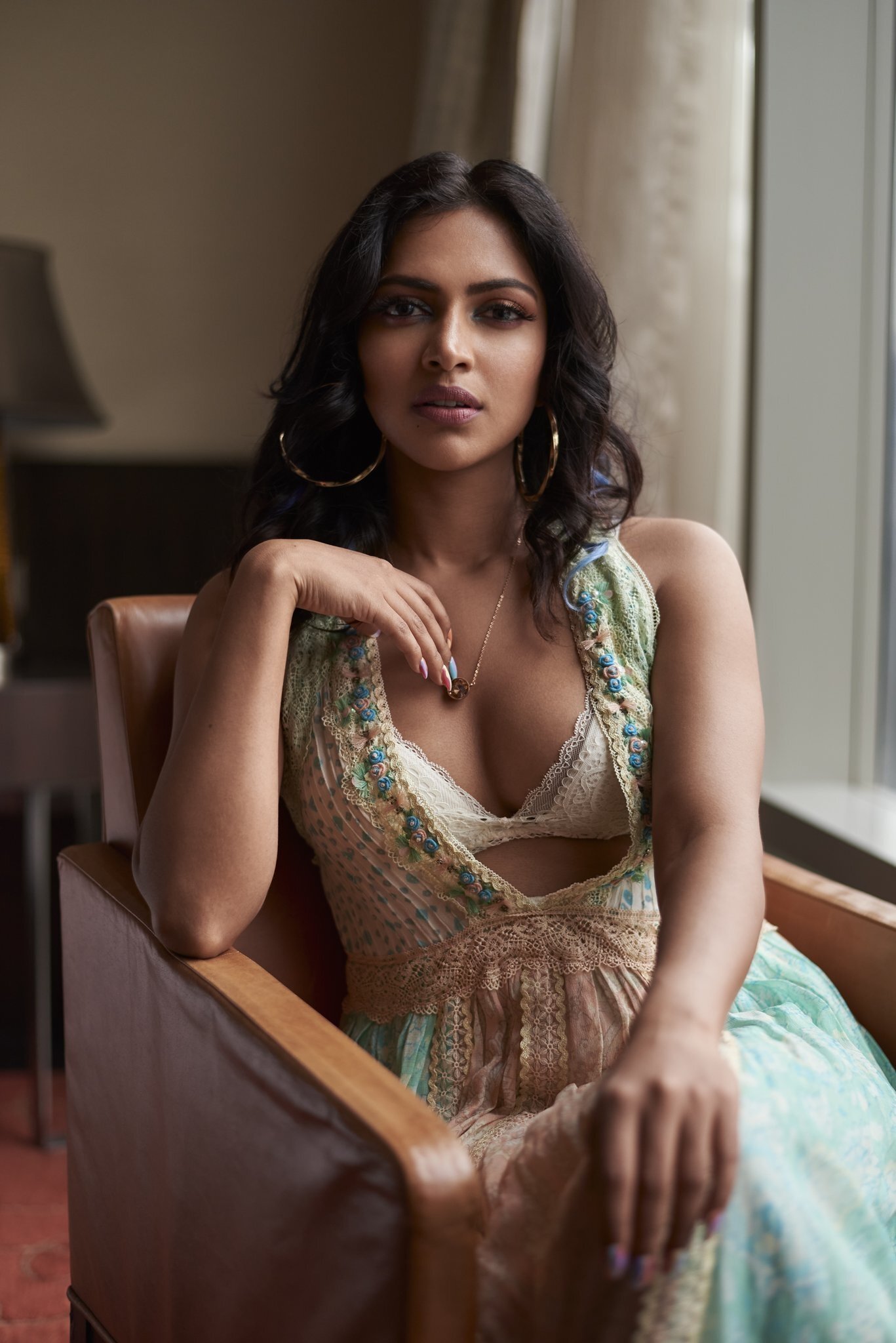 Amala Paul: బికినీలో బౌండరీ దాటేసిన అమల.. తడిచిన అందాలతో రెచ్చగొడుతూ!