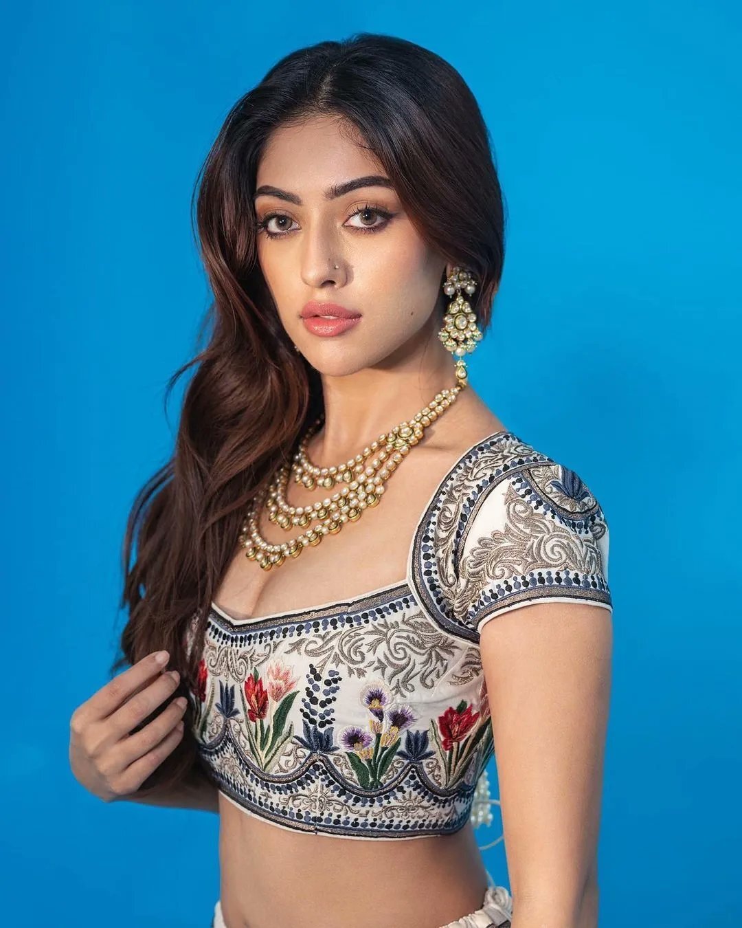 Anu Emmanuel: కొలతలు చూపిస్తూ కవ్విస్తోన్న బ్యూటీ.. ఘాటు ఫోజులతో హీటు పెంచేస్తూ!
