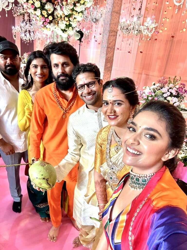 Venky Atluri weds Pooja.. వెంకీ అట్లూరి పెళ్లిలో మెరిసిన కీర్తీ సురేష్.. ఇంకా ఎవరెవరు వచ్చారంటే? 