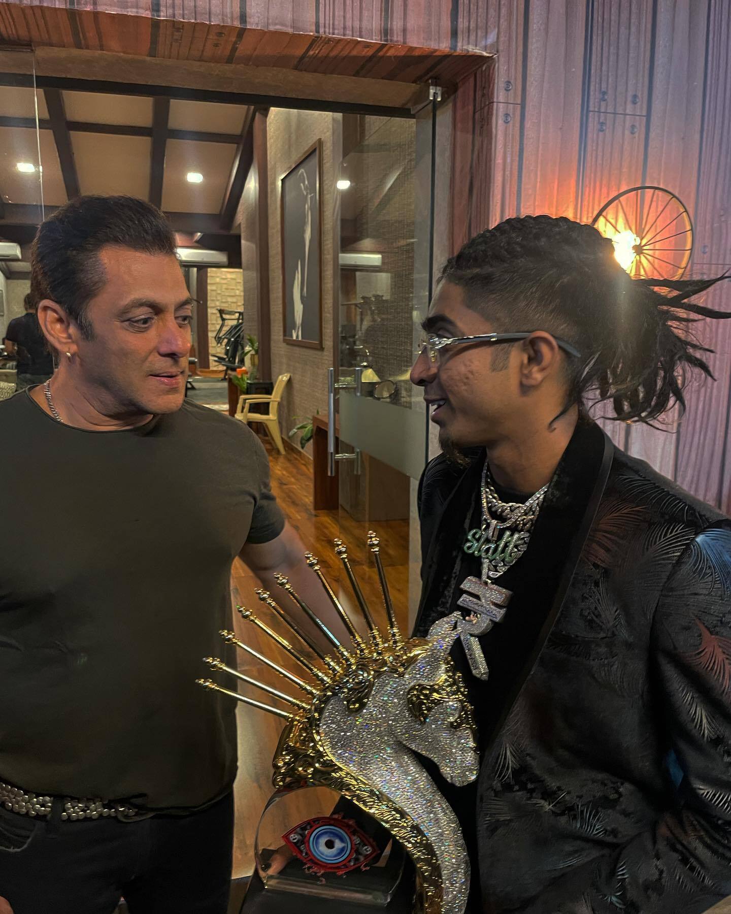 MC Stan Wins Bigg Boss Season 16; See Photos