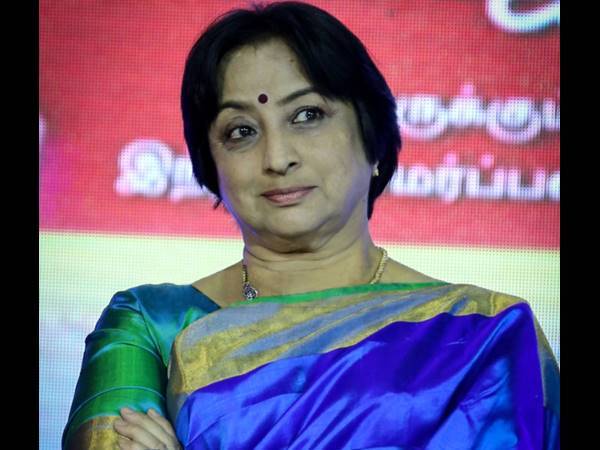 ഫിലിംഫെയറിൽ മികച്ച നായികയായി ഏറ്റവും തവണ തിളങ്ങിയ മോളിവുഡ് താരങ്ങൾ ആരൊക്കെയെന്ന് നോക്കാം