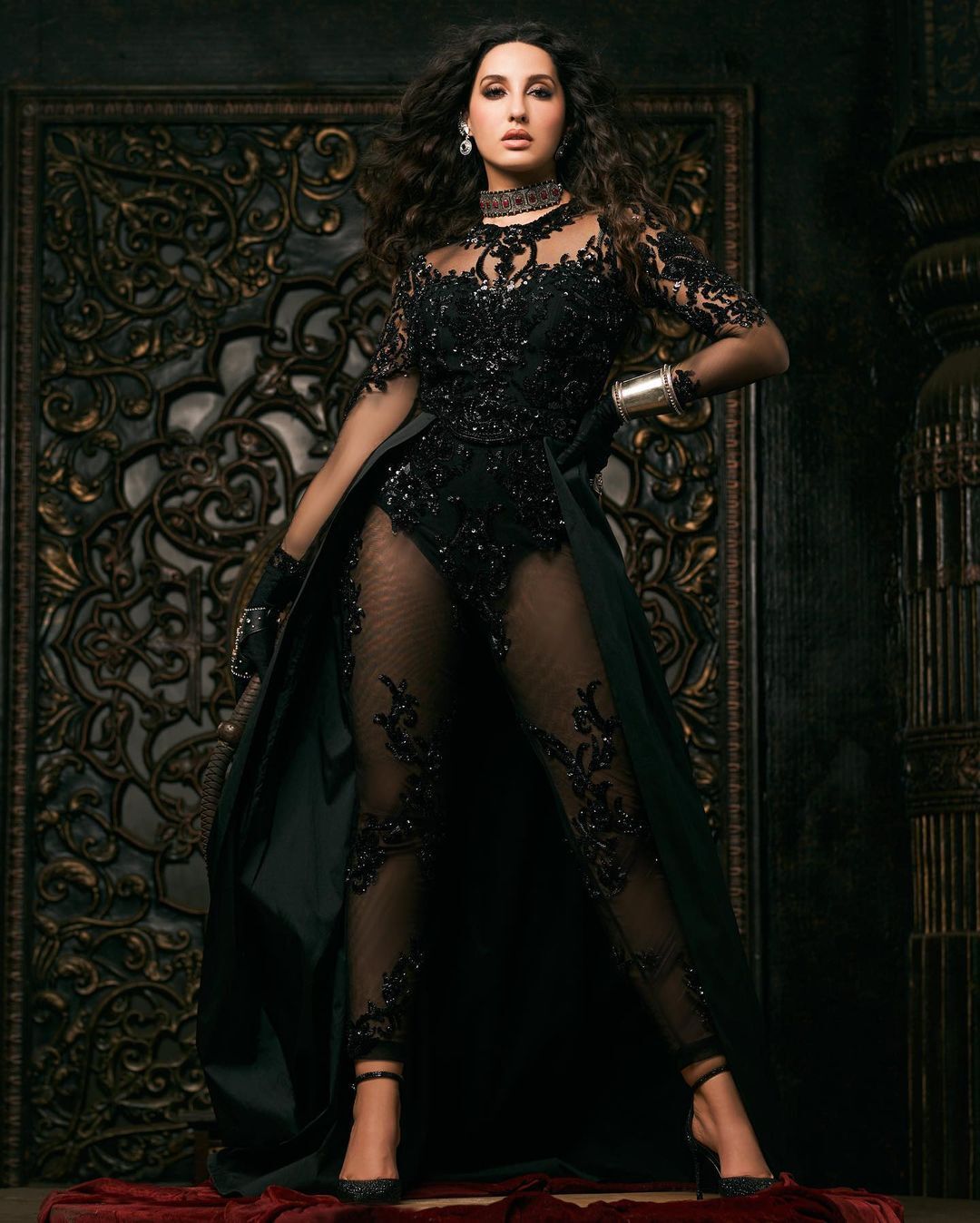 Nora Fatehi Looks Like Egypt Queen In Her Latest Photoshoot