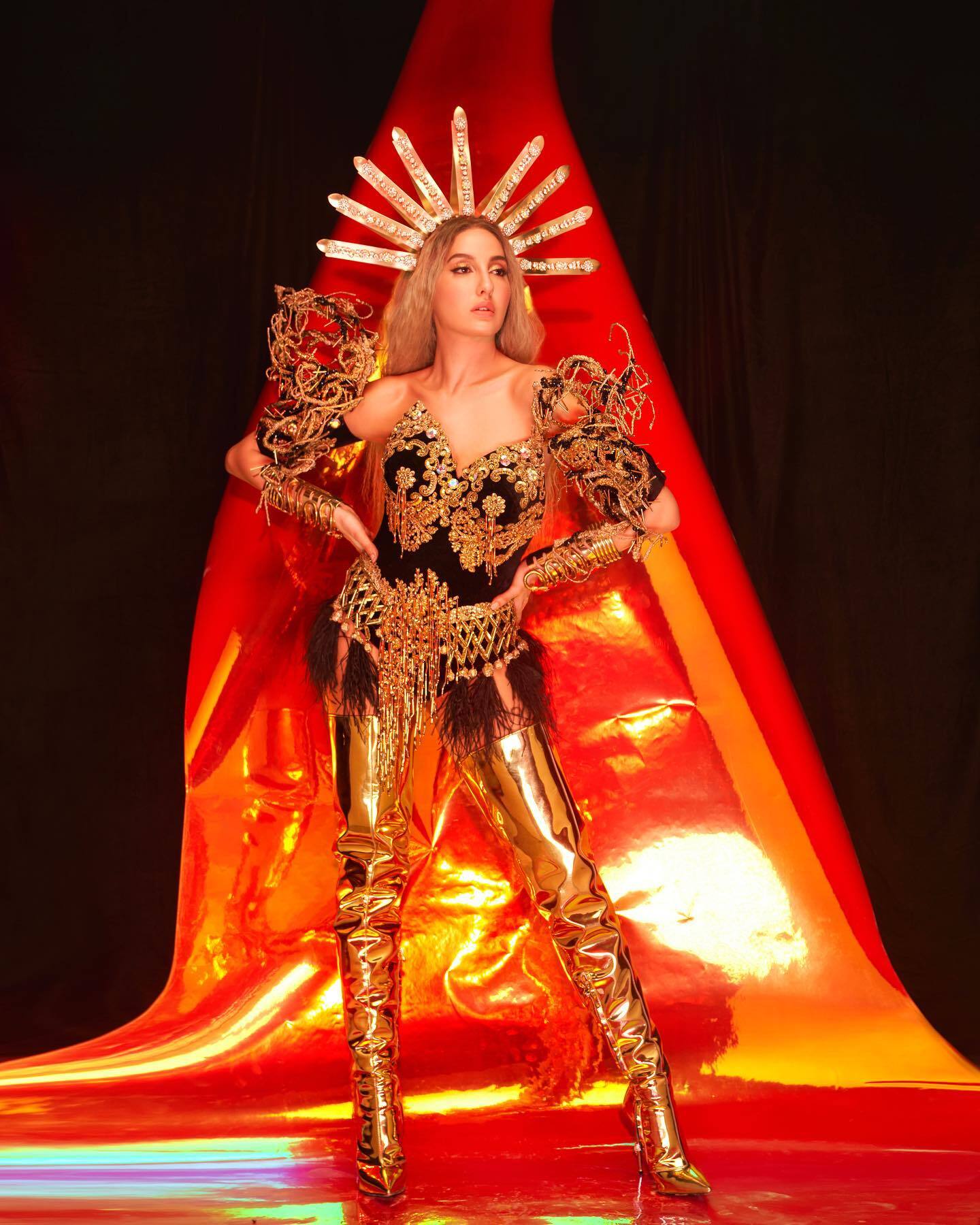 Nora Fatehi Looks Like Egypt Queen In Her Latest Photoshoot