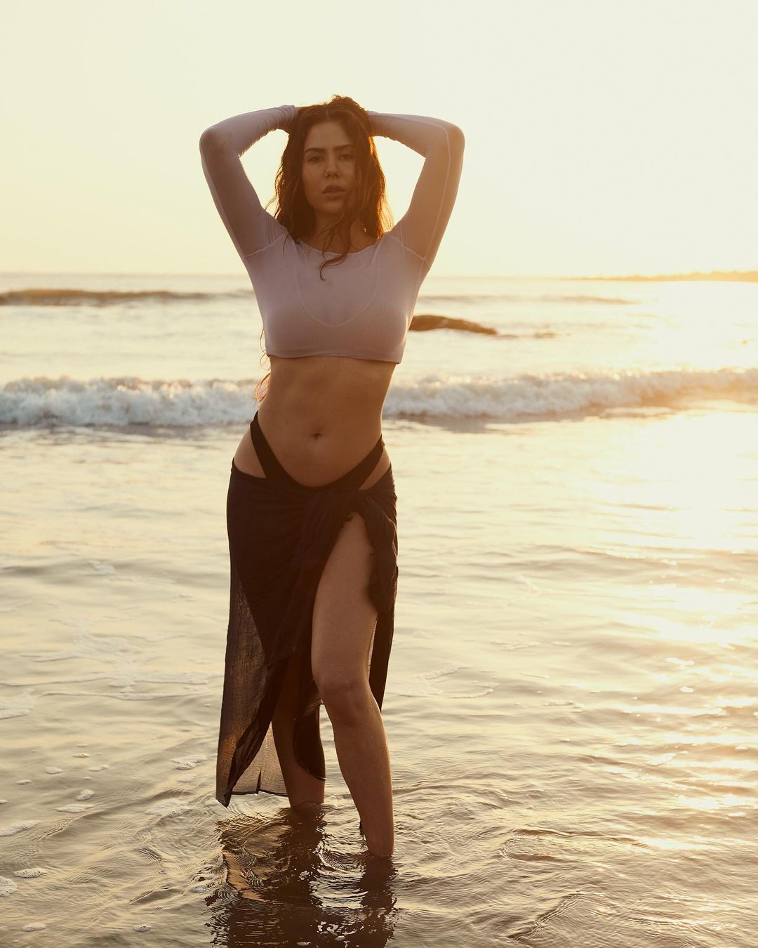 230 Sonam Bajwa Photos: Find Latest HD Images, Pictures, Stills & Pics - Filmibeat