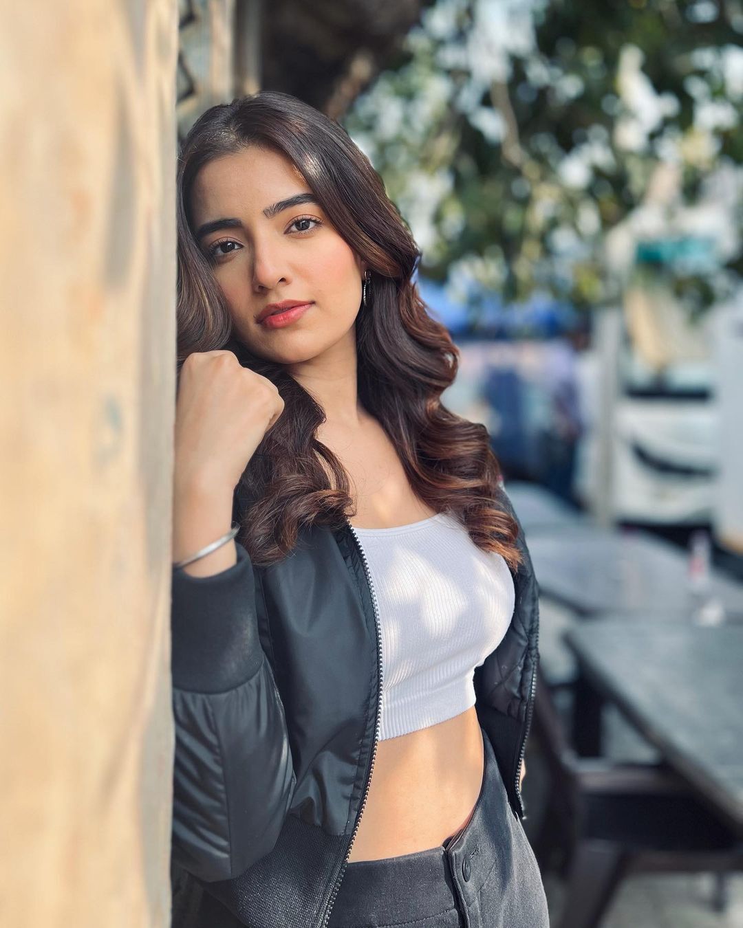 Rukshar Dhillon: బ్రాలో విశ్వక్ సేన్ బ్యూటి అందాలు.. అలా చూపిస్తున్న రుక్సార్ దిల్లాన్!