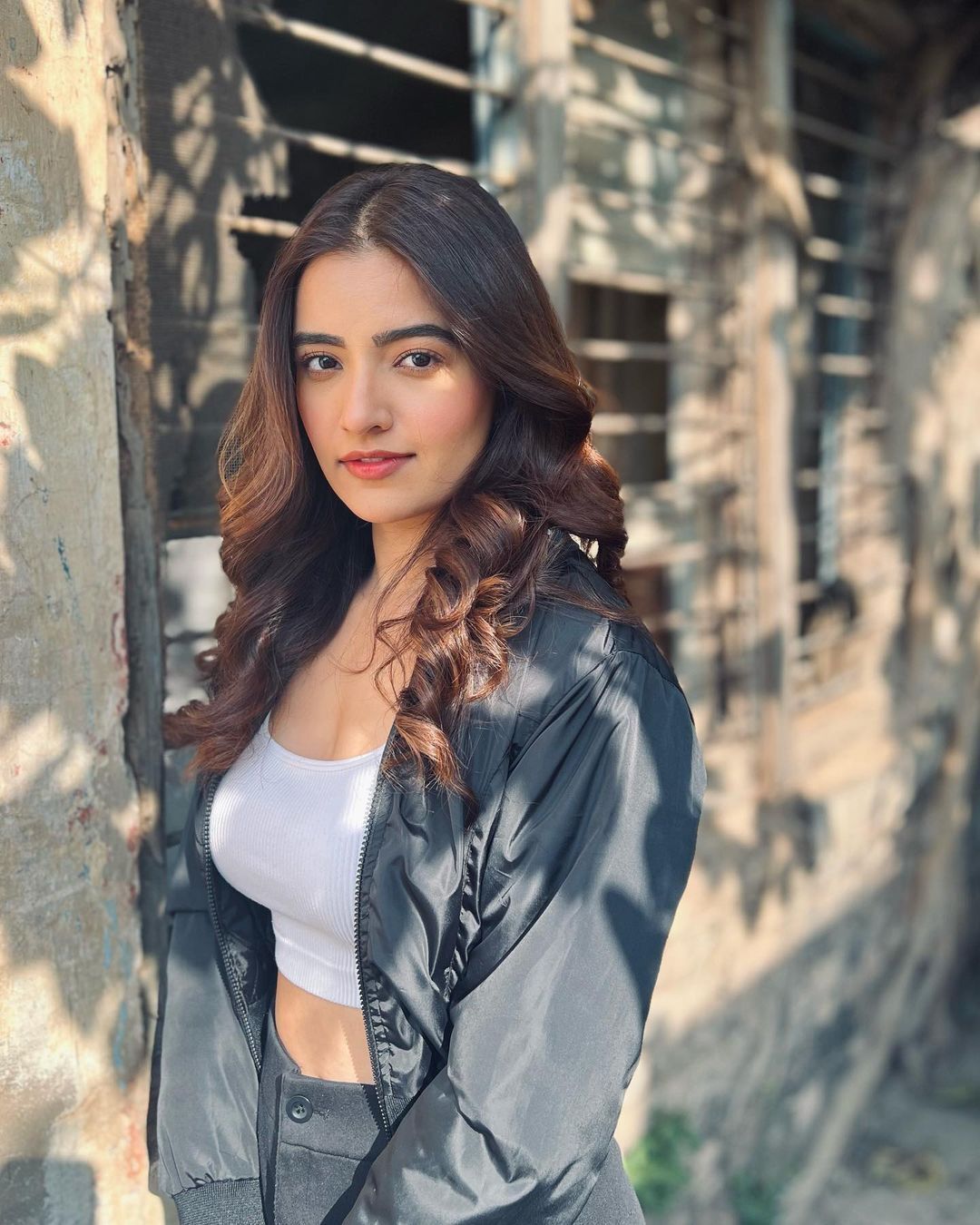 Rukshar Dhillon: బ్రాలో విశ్వక్ సేన్ బ్యూటి అందాలు.. అలా చూపిస్తున్న రుక్సార్ దిల్లాన్!