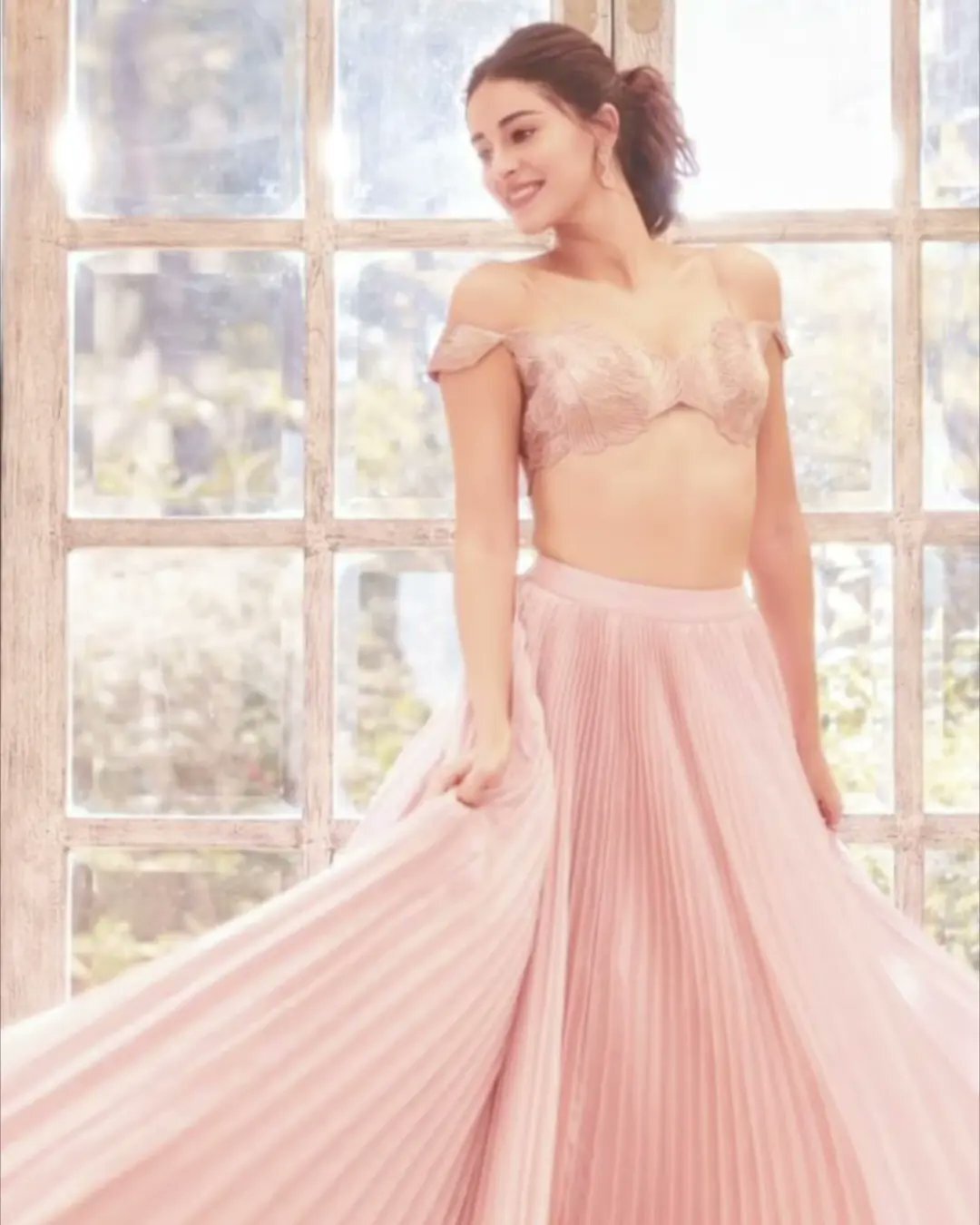 Ananya Panday: లేలేత అందాలతో కవ్విస్తోన్న అనన్య.. ఆ బికినీ ఫొటోలు మాత్రం కేక