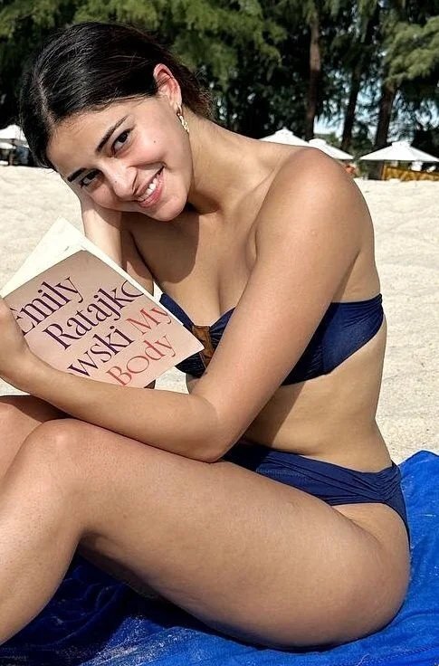 Ananya Panday: లేలేత అందాలతో కవ్విస్తోన్న అనన్య.. ఆ బికినీ ఫొటోలు మాత్రం కేక