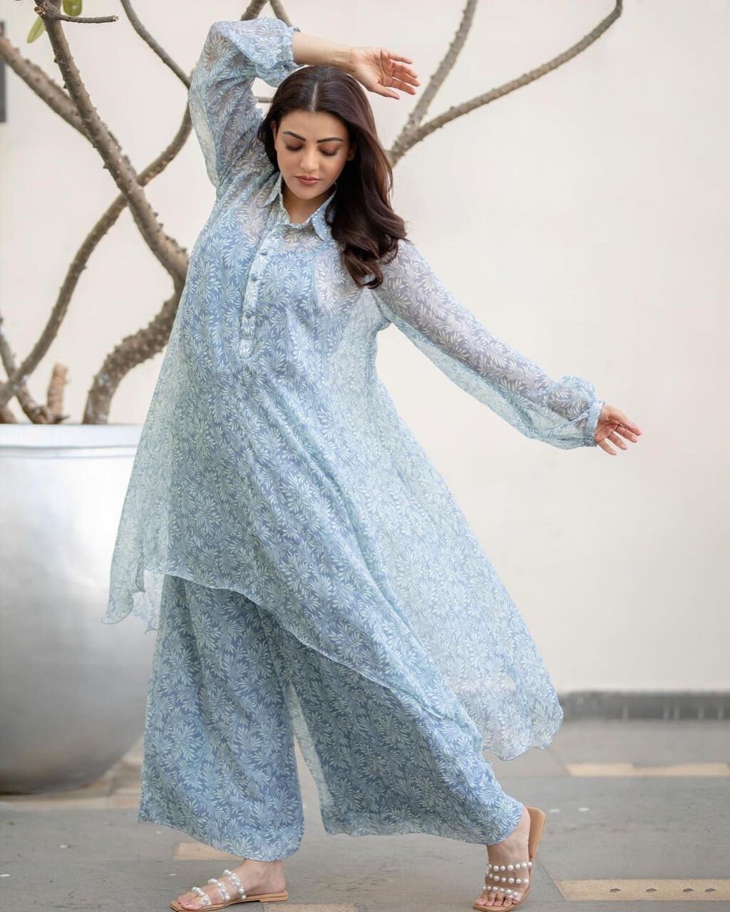 Kajal Aggarwal: కాజల్ లేటెస్ట్ పిక్స్ వైరల్.. తల్లైనా ఏమాత్రం తగ్గట్లేదుగా!