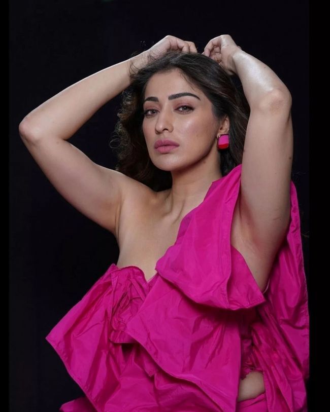 Raai Laxmi's Sizzling Photoshoot Goes Viral, SEE Photos