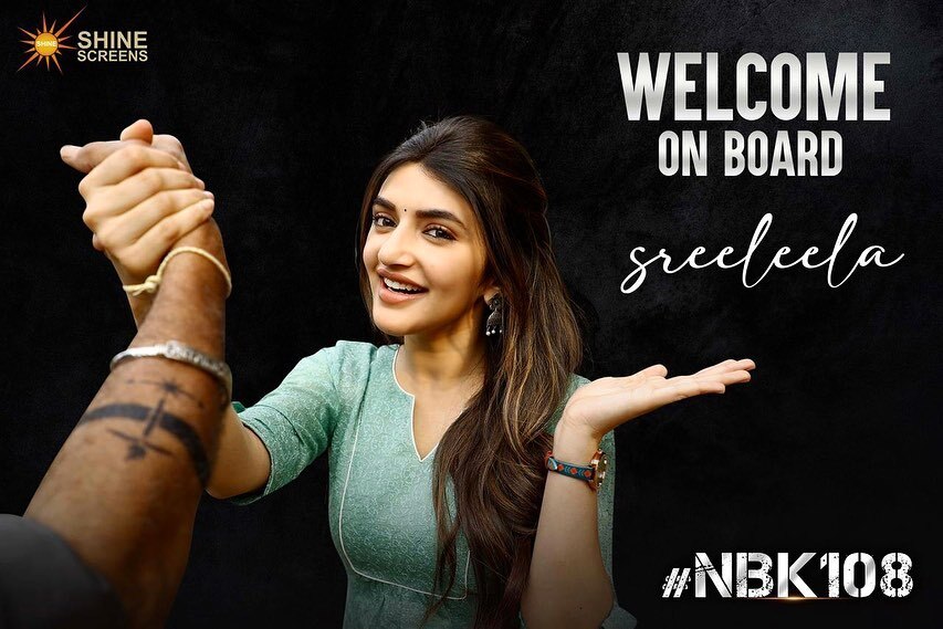 61 வயது நடிகர் படத்தில் இணைந்த 21 வயது நடிகை.. டோலிவுட்டில் கலக்கும் ஸ்ரீலீலா!