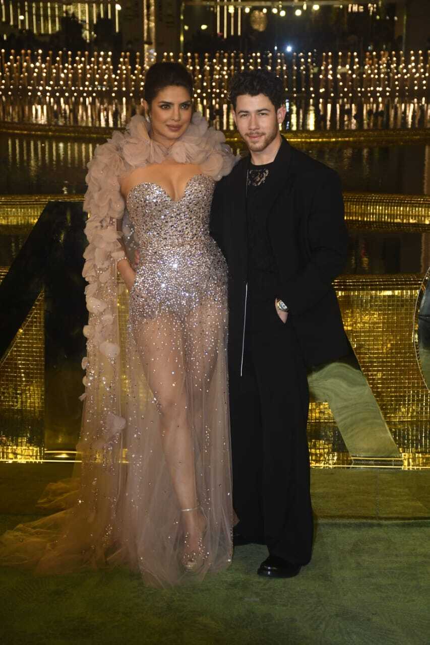 Priyanka Chopra And Nick Jonas Grabs all the Attention At NMACC Night