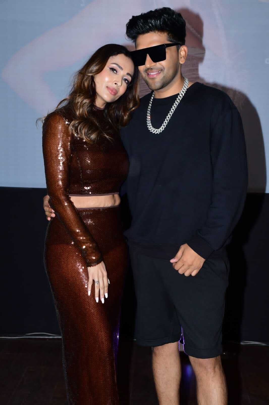 Tera Ki Khayal, Malaika Arora, and Guru Randhawa’s first-ever song together receive immense love from the audience, viewers liked the Oculus experience.